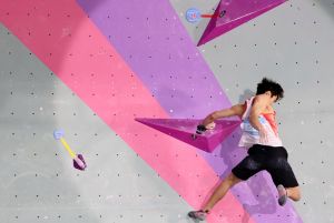 2026全国青少年攀岩冠军赛贵州开赛，116支队伍321选手角逐