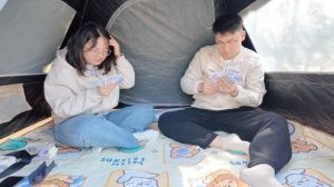 情侣去露营的100种行为_自然露营增进亲密，注意卫生安全与尊重