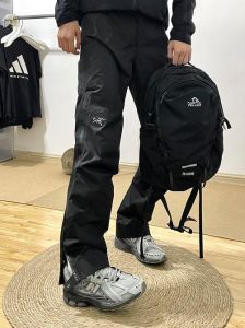 户外三宝为何物_保暖驱虫净水消炎保温求救，自然挑战好帮手
