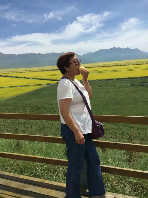 门源至互助自行车赛，哈萨克斯坦车手赫诺克·穆卢贝尔汉夺得冠军