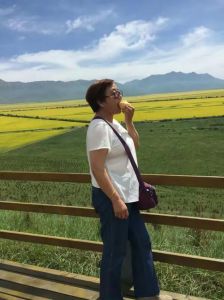 门源至互助自行车赛，哈萨克斯坦车手赫诺克·穆卢贝尔汉夺得冠军