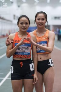 国产双人进出运动_拥抱传情，默契沟通，亲密关系好方法