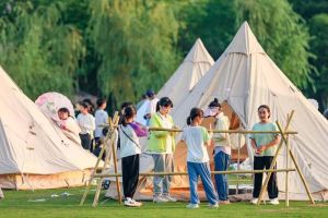 托管班帐篷露营_特色营地融合休闲教育文化体验