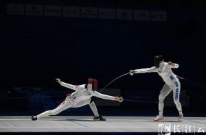 中国体育捷报，射击包揽冠亚攀岩多金羽球两冠两亚击剑获铜牌