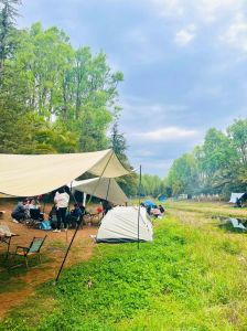 昆明可以露营的地方有哪些_守望山嗨king鹿八森林楠竹公社，各有特色！