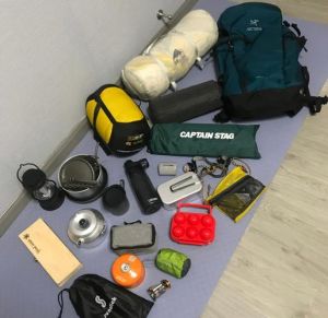 去露营需要准备哪些东西_选对帐篷睡袋，带音箱投影仪，露营更舒适！